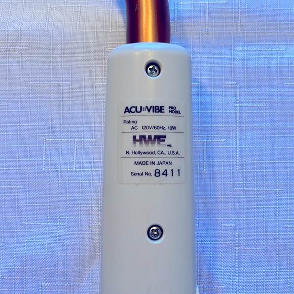 AcuVibe Pro Model Vibrating Massager Curved 2 - Picture 9 of 9